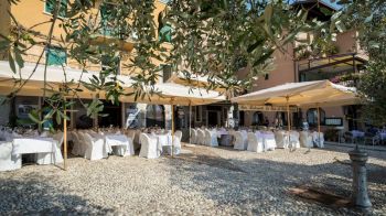 cheap-and-chic-wedding-lake-garda